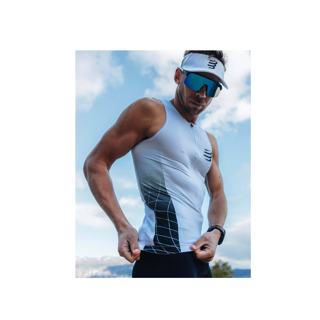 Visera Compressport Ultralight White Black